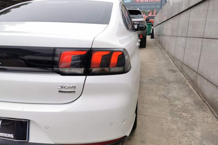 Used Peugeot 308 2016 350THP Automatic Prestige Edition
