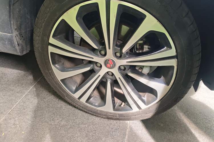 Used Roewe RX5 eMAX 2020 500 PHEV Smart Cabin Flagship Edition