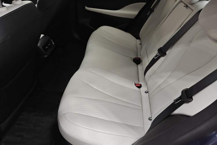 Used BYD Seal 05 DM-i 2025 DM-i Intelligent Drive 120KM Flagship Model
