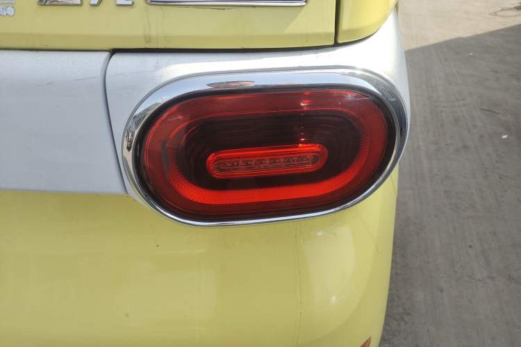 Used Wuling Hongguang MINIEV 2024 3rd Generation 215km Advanced Version