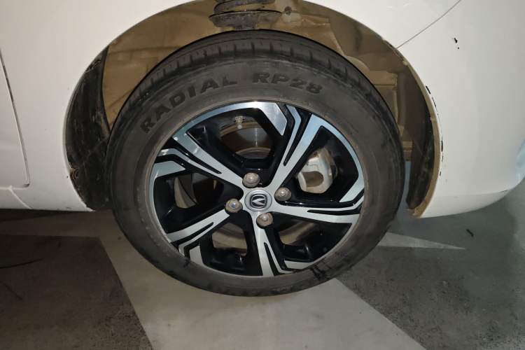 Used CHANGAN Benni E-Star 2022 Qingxin Edition Colorful Model Lithium Iron Phosphate
