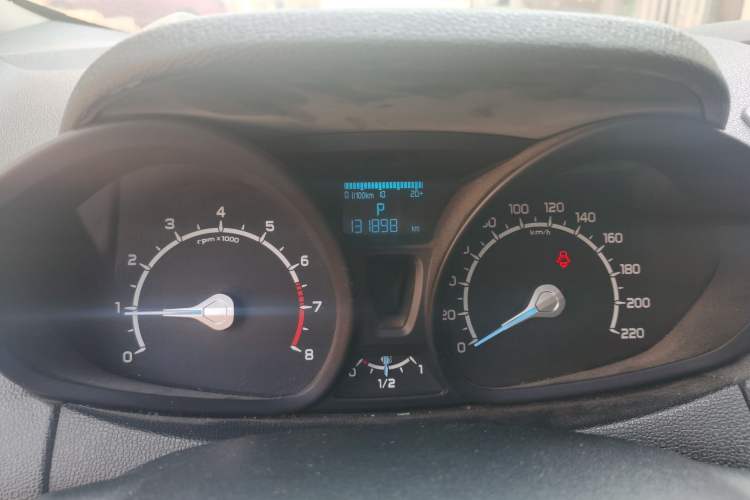 Used Ford EcoSport 2013 1.5L Automatic Fashion Model
