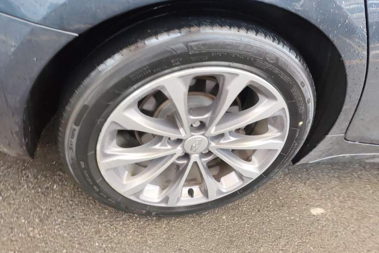 Used Cadillac CT5 2020 Updated 28T Leading Sporty Version