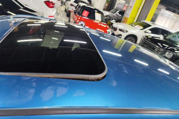 Used Nissan Lannia 2019 1.6L CVT Smart Connect Smart Cool Version China VI Standard
