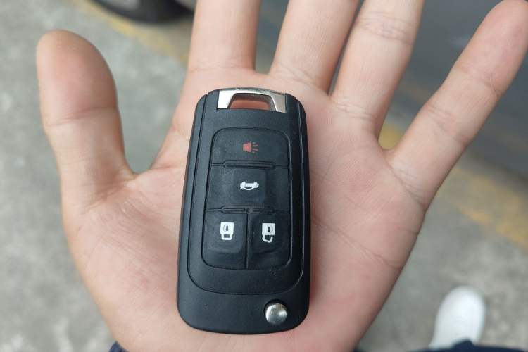 Used Buick GT 2011 GT 1.8L Automatic Fashion Edition Leather Model Vehicle Key