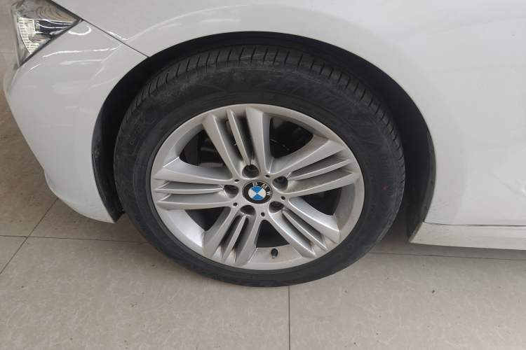 Used BMW 3 Series 2017 320Li Fashion Model
