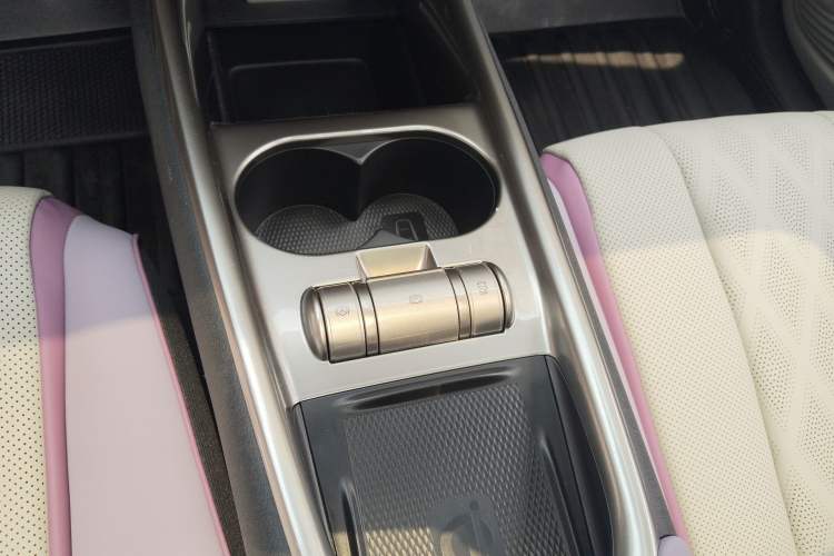 Used BYD Dolphin 2023 420 km Fashion Edition
