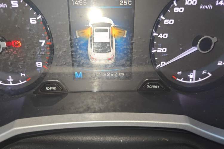 Used Geely Auto Emgrand GL 2018 1.8L Manual Elite Smart Connectivity Version Odometer Close Up