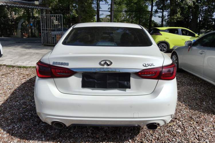 Used Infiniti Q50L 2018 2.0T Enjoyment Version China VI Standard Rear