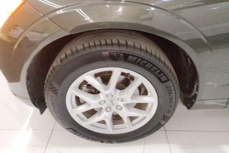 Used Volvo XC60 2021 T5 4x4 Smart Luxury Edition