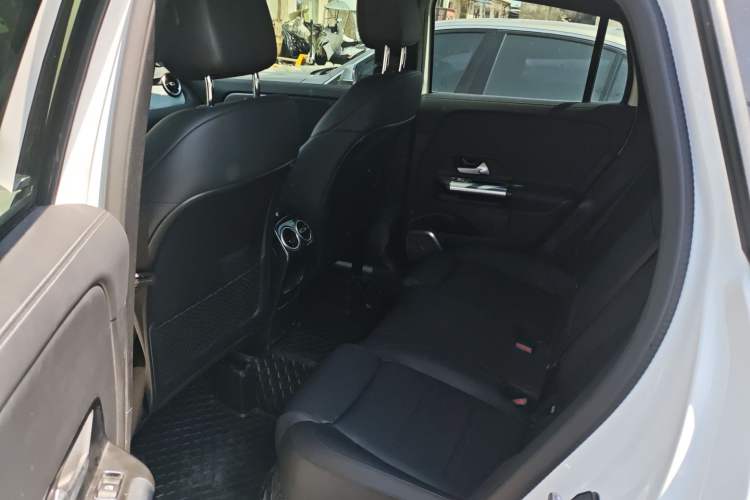 Used Mercedes-Benz GLA 2024 GLA 200
