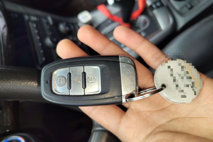 Used Chevrolet Captiva 2014 2.4L Two-Wheel Drive Urban Version 7 Seats
