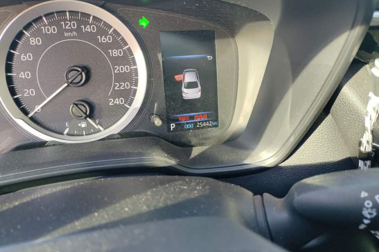 Used Toyota Corolla 2021 1.2T S-CVT Elite PLUS Edition Odometer Close Up