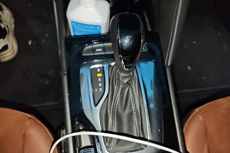 Used Buick Regal 2019 20T Elite Version China VI Standard