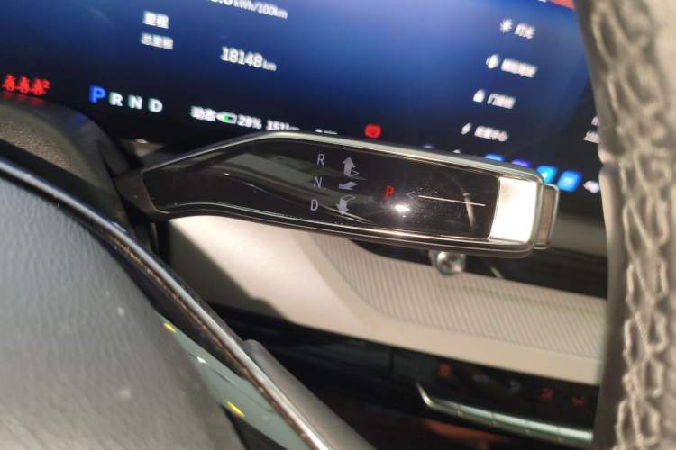 Used Cadillac OPTIQ 2024 Four-Wheel Drive Long-Range Version Gear Lever