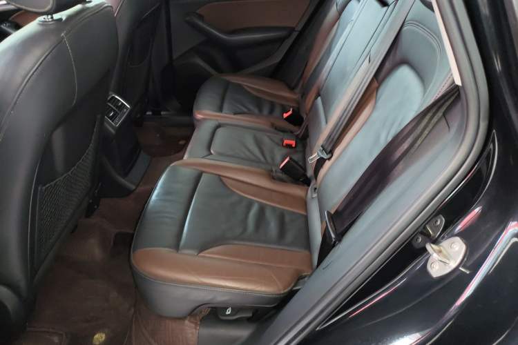 Used Audi Q5 2017 Plus 40 TFSI Technology Model Left Rear Seat