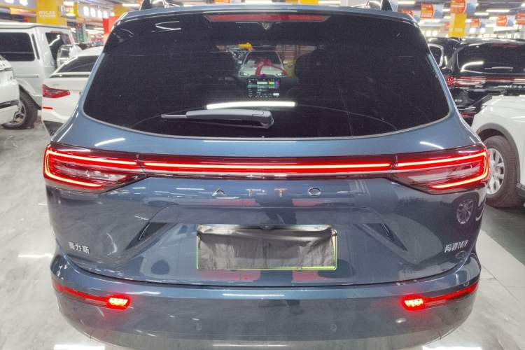 Used Hima AITO M7 2024 1.5T Intelligent Driving 4WD Ultra Version 6 Seats Rear