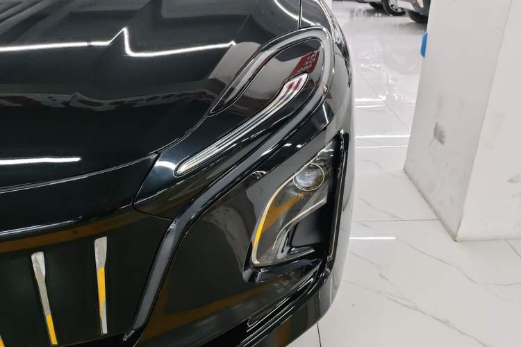 Used Hongqi E-QM5 2021 Charging Version Flagship Edition Left Front Headlight