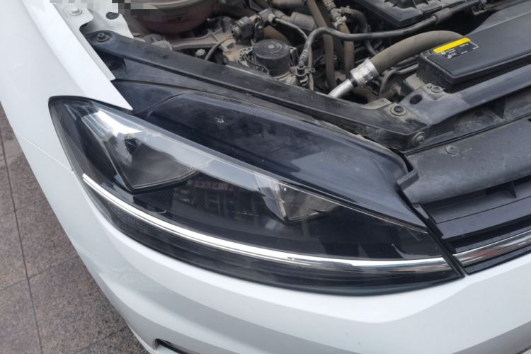 Used Volkswagen Golf 2019 280TSI DSG Comfort Version China VI Standard Right Front Headlight