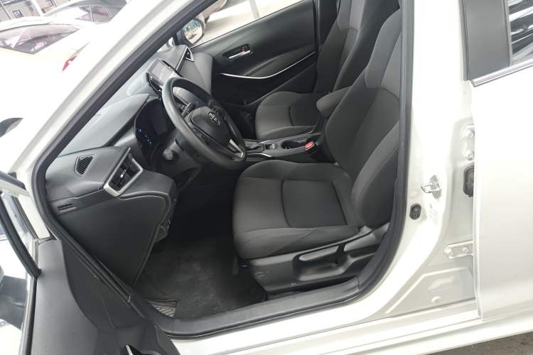 Used Toyota Levin 2019 Dual-Engine 1.8H E-CVT Tech Edition China VI Standard Left Front Seat