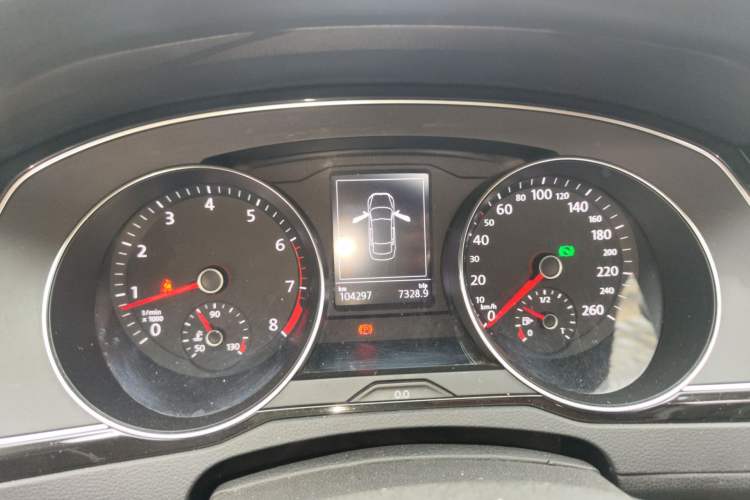 Used Volkswagen Magotan 2018 330TSI DSG Advanced Model Instrument Cluster