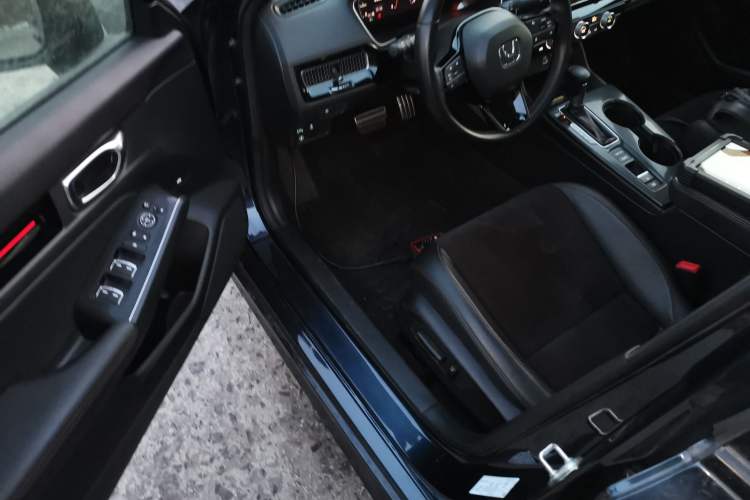 Used Honda Civic 2022 240TURBO CVT Ignition Edition
