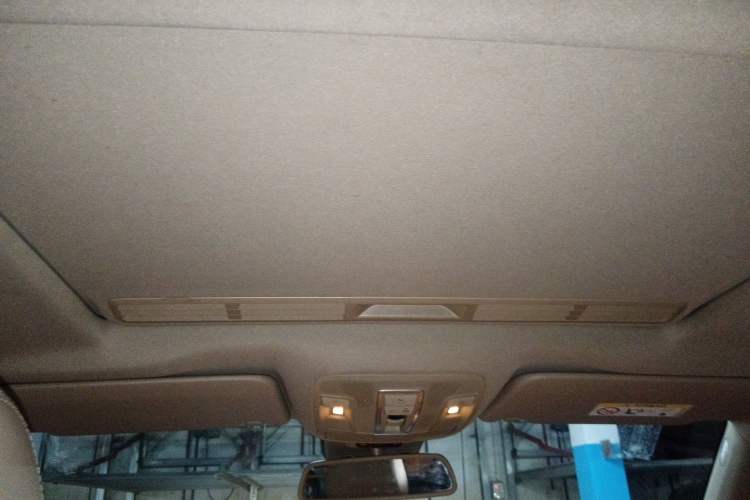 Used Mercedes-Benz M-Class 2014 ML 320 4MATIC Headliner