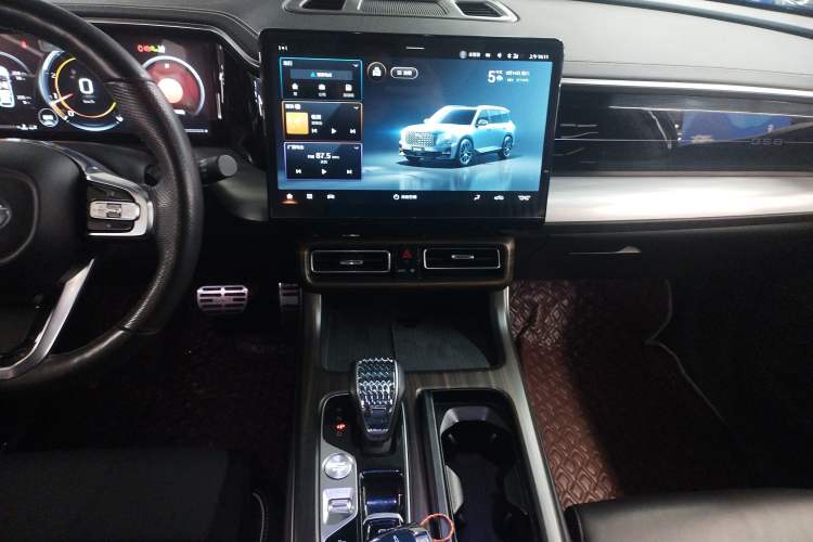 Used GAC Trumpchi GS8 2022 Flagship Series 2.0 TGDI Two-Wheel-Drive Prestige Edition (7 Seats) Audio And AC Panel