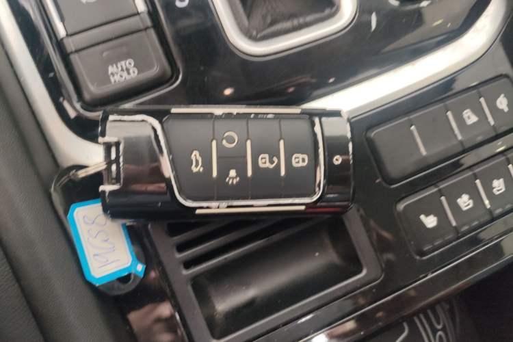 Used GAC Trumpchi GS8 2017 320T Two-Wheel Drive Luxury Smart Connectivity Version (7 Seats)