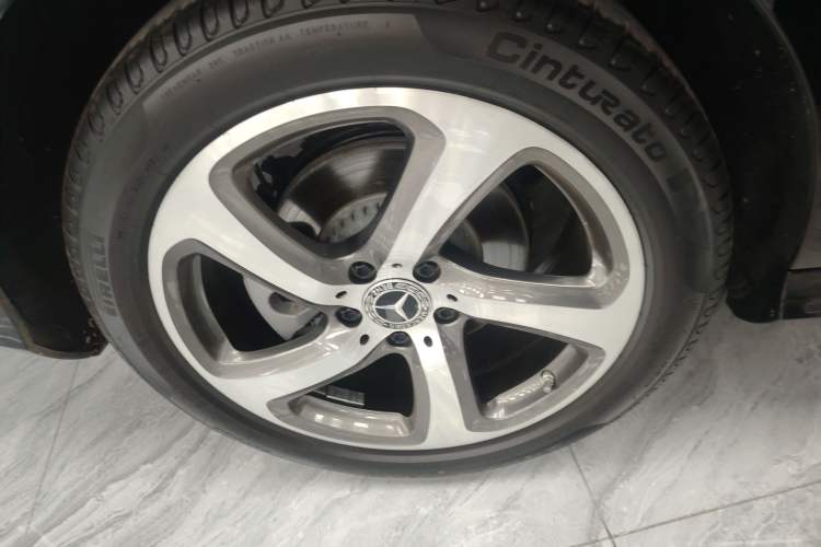 Used Mercedes-Benz E-Class 2019 Restyled E 300 L Sporty and Stylish Edition