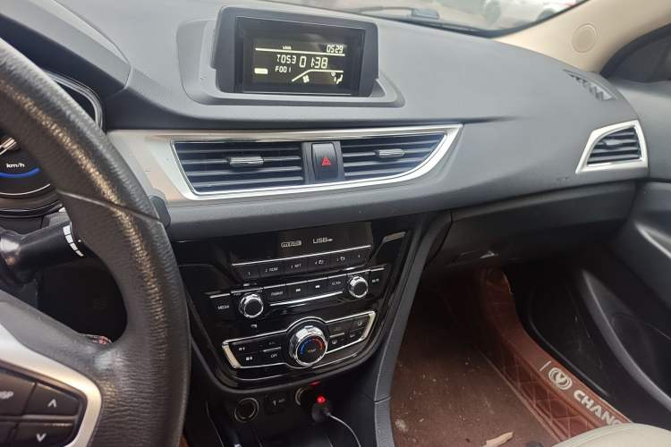 Used Changan Alsvin V7 2015 1.6L Manual LeShang Edition China IV
