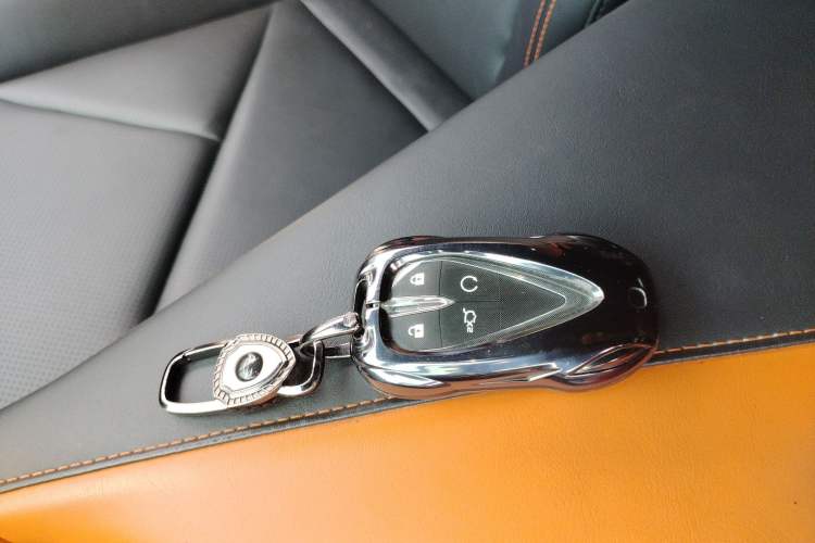 Used CHANGAN UNI-V 2022 1.5T Prestige Version Vehicle Key