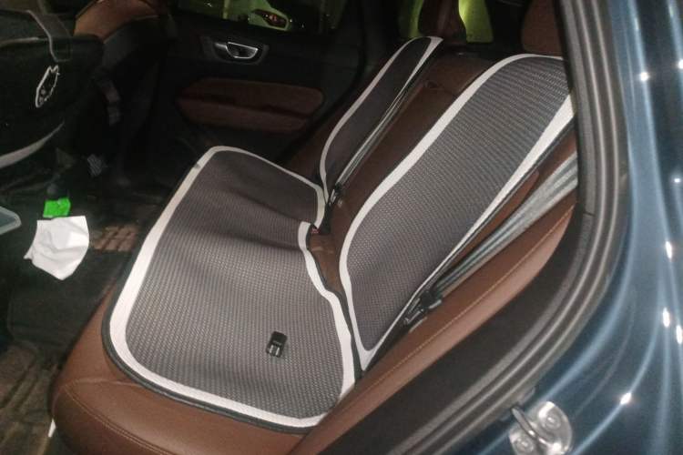 Used Volvo XC60 2023 B5 4x4 Smart Luxury Edition
