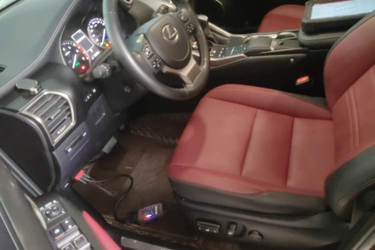 Used Lexus NX 2020 300h Front-Drive FENGSHANG Version China VI Standard
