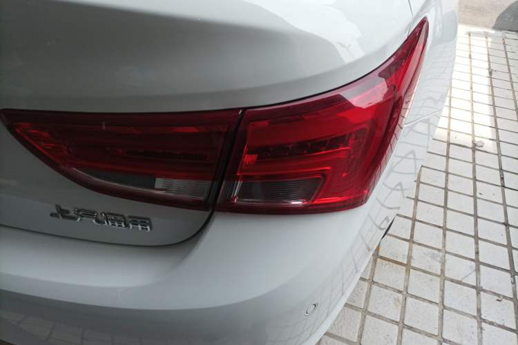 Used Buick Verano 2019 Sedan 20T Dual-Clutch Leading Model