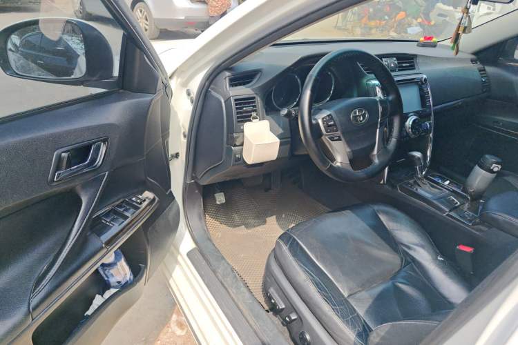 Used Toyota Reiz 2012 2.5V Fengdu Elite Stylish Edition Driver Seat