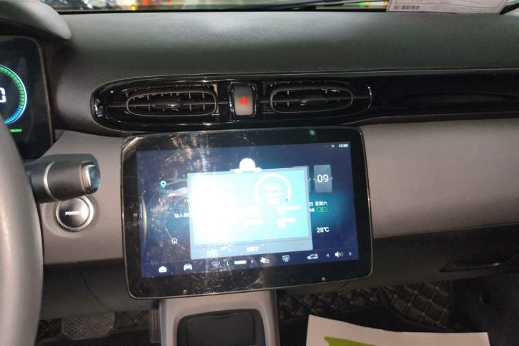 Used Leapmotor T03 2022 Special Edition Audio And AC Panel