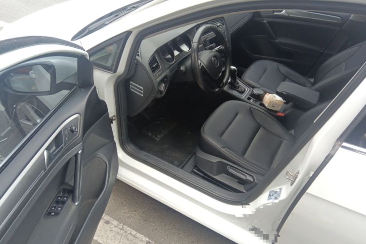 Used Volkswagen Golf 2016 230TSI Automatic Comfort Version