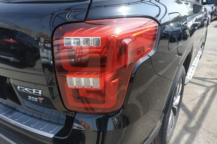 Used GAC Trumpchi GS8 2017 320T Four-Wheel Drive Luxury Smart Connectivity Version (7 Seats)