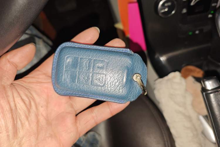 Used Volvo V40 2016 T3 Zhiyi Edition Vehicle Key