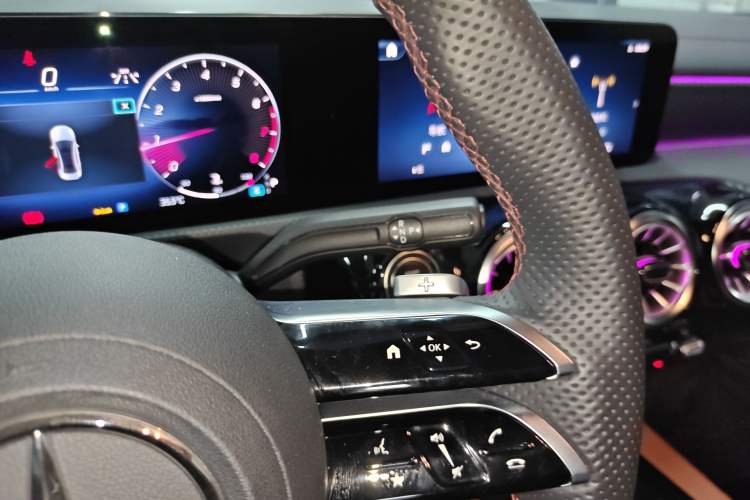 Used Mercedes-Benz A-Class 2023 A 200 L Fashion Model Gear Lever