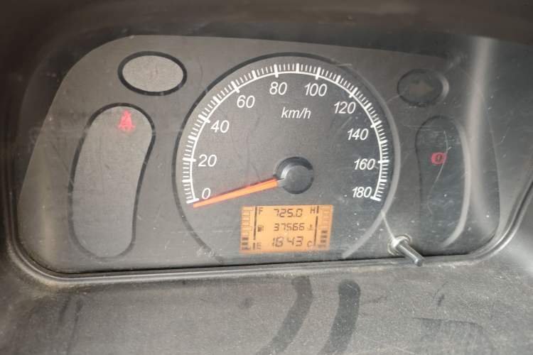 Used Wuling Zhiguang 2020 1.2L Practical Model China VI LSI Instrument Cluster