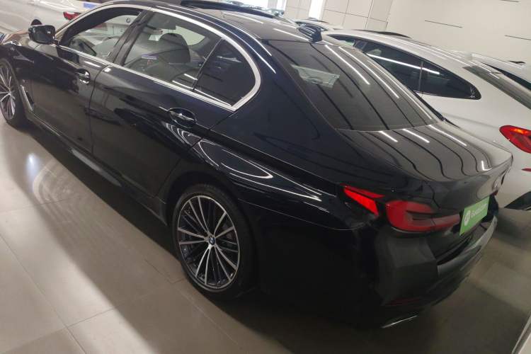 Used BMW 5 Series 2022 Second Facelift 530Li Leading Edition M Sport Package
