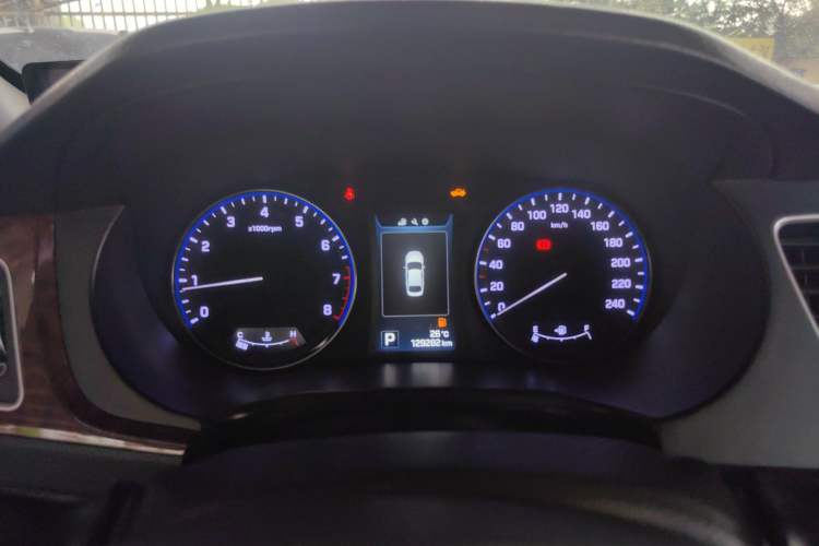 Used Hyundai Mistra 2014 1.8L Automatic Deluxe DLX Model Instrument Cluster
