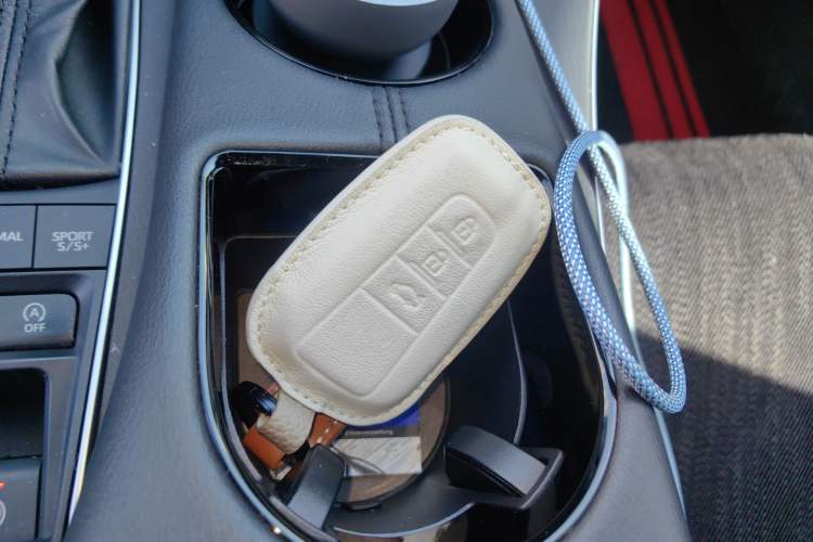 Used Toyota Avalon 2021 2.5L Luxury Edition Vehicle Key