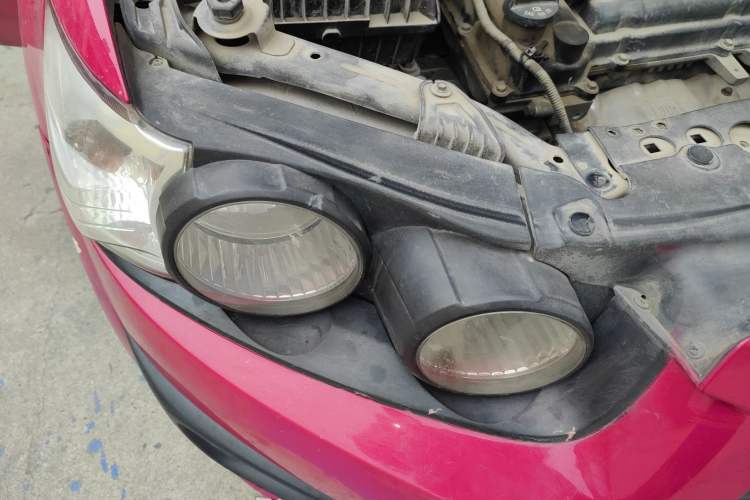 Used Chevrolet Aveo Sonic 2011 Sedan 1.4L MT SL