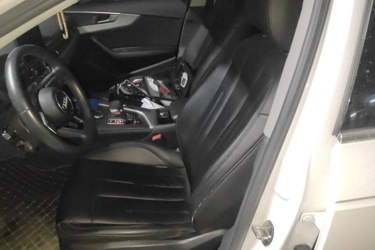 Used Audi A4L 2018 30th Anniversary Edition 40 TFSI Trendy Model