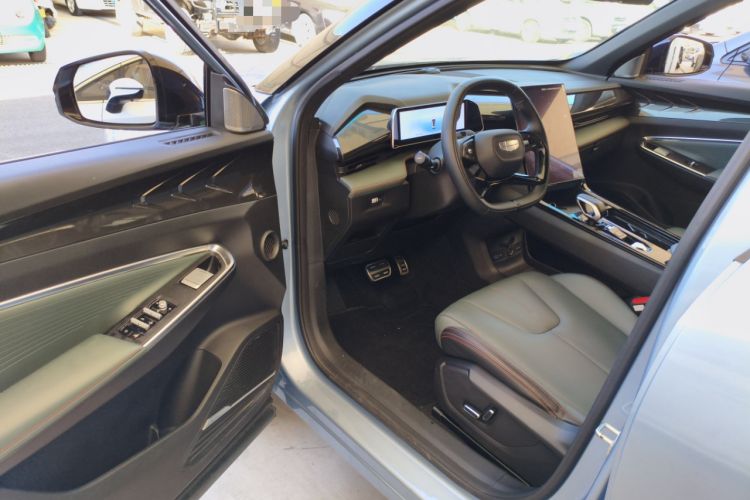 Used Geely Auto Emgrand X7 Sport 2024 1.5TD Prestige Edition