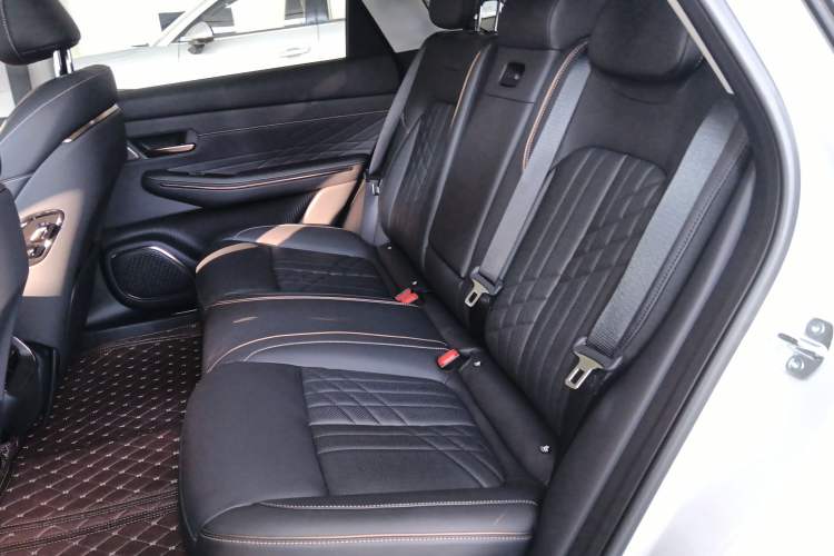 Used Baojun Enjoy 2025 All-Electric 600km Luxury Edition
