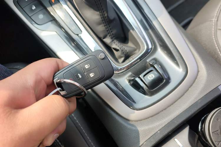 Used Chevrolet Malibu 2017 1.5T Automatic Luxury Edition Interior 1